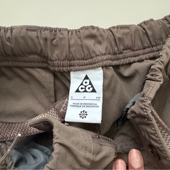 Nike ACG Smith Summit Cargo Pants S Ironstone Zip Off Hiking Techwear - Picture 4 of 5